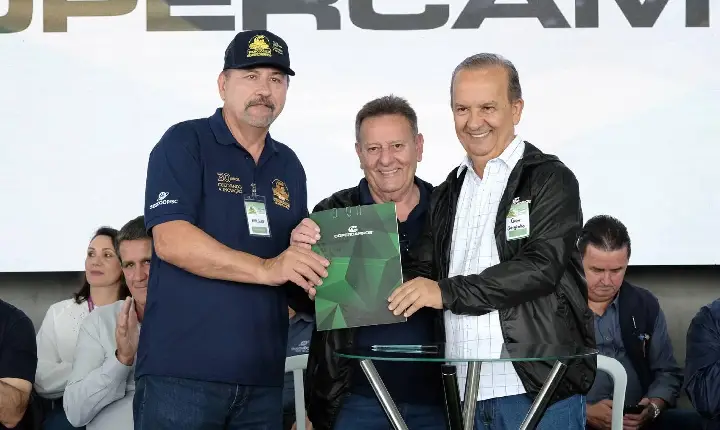 Abertura do Show Tecnológico Copercampos marca lançamento de programas e novas parcerias