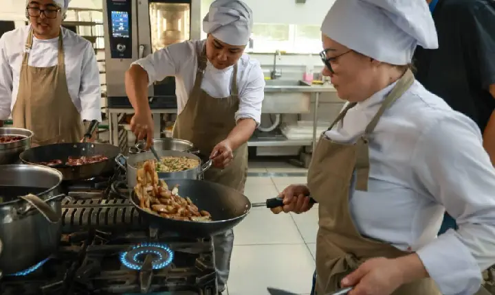 Aprovado projeto que reconhece relevância das atividades dos profissionais de cozinha