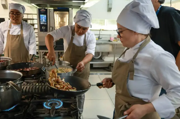 Aprovado projeto que reconhece relevância das atividades dos profissionais de cozinha