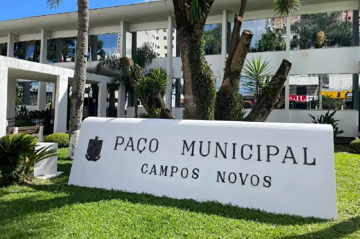 Campos Novos realizou posse de cerca de 90 novos servidores públicos