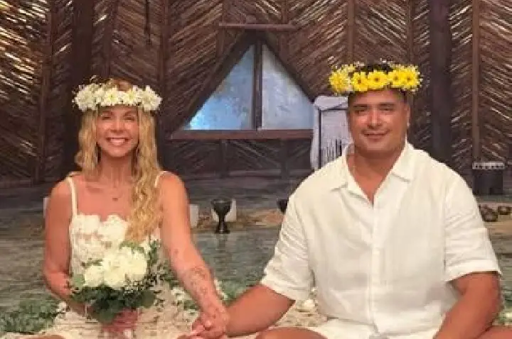 Carla Perez e Xanddy celebram 25 anos de casados: “Quero envelhecer ao seu lado”