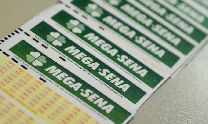 Catarinenses chegam perto do prêmio máximo da Mega-Sena, que acumula em R$ 8 milhões.