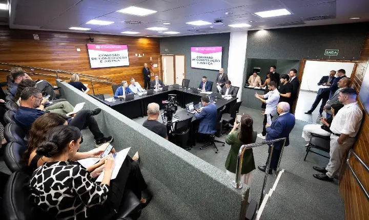 CCJ aprova proposta do deputado Lucas Neves que garante equiparação de diabéticos a PcDs para acesso a direitos legais