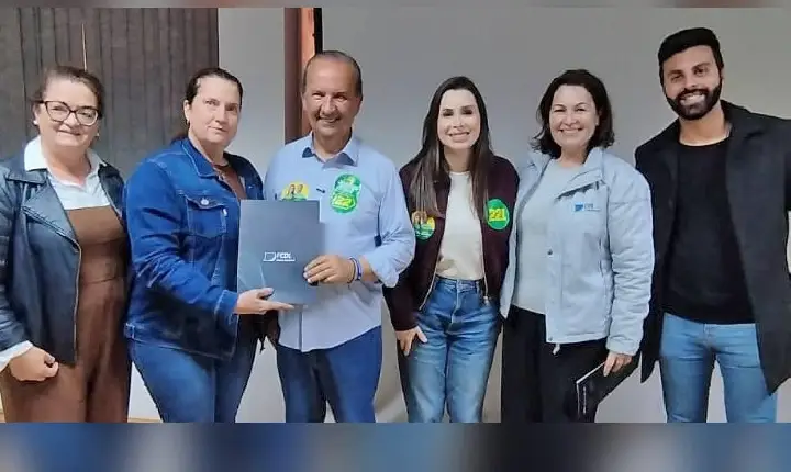 CDL de Campos Novos entrega demandas e necessidades da região à Jorginho Mello