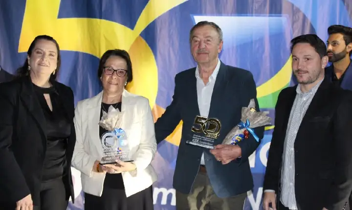 CDL entrega Homenagem à Associados e Parceiros