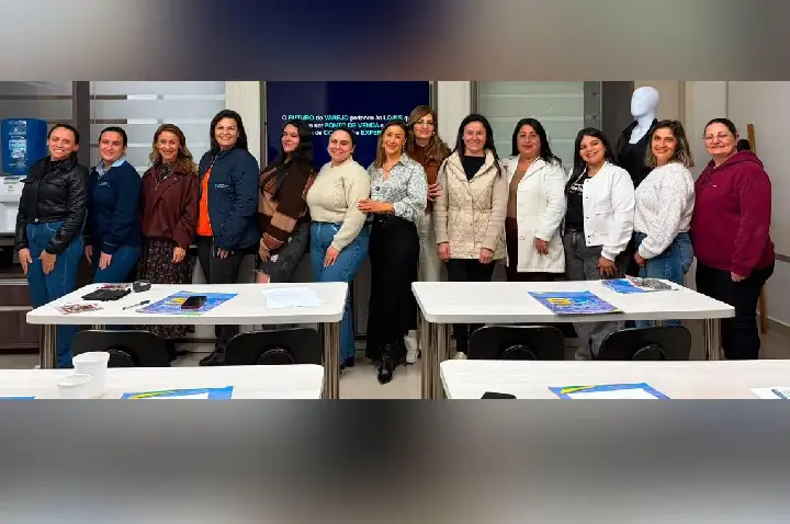 CDL promove oficina de moda e fortalece a qualificação de lojistas em Campos Novos