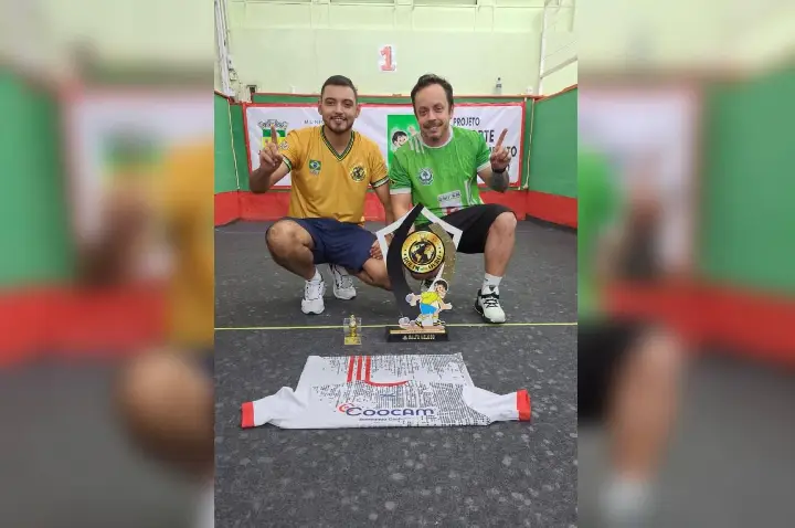 Colaboradores da Coocam se destacam no 6º Bolim de Ouro