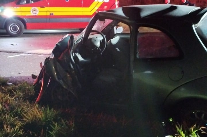 Colisão frontal deixa três feridos na BR-282 em Campos Novos.