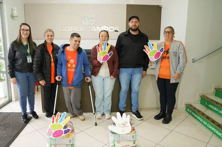 Copercampos arrecada 3 toneladas de alimentos em ação do Dia C