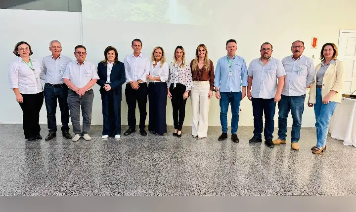 Copercampos comunica venda de supermercados e atacadistas