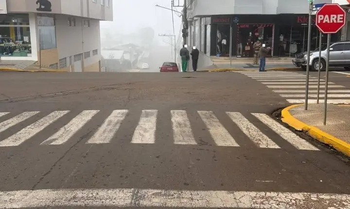 Cruzamento no Centro de Campos Novos registra dois acidentes em menos de cinco horas