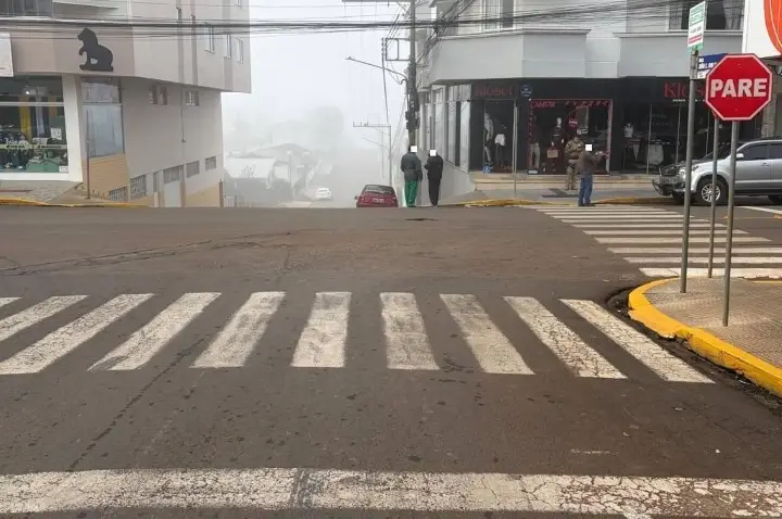 Cruzamento no Centro de Campos Novos registra dois acidentes em menos de cinco horas