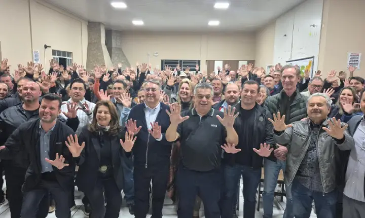 Em reunião com lideranças, João Rodrigues reafirma: “Sou candidato a governador”