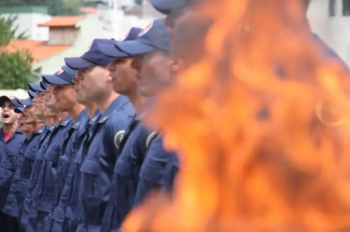 Estão abertas as inscrições para o Serviço Militar Estadual Temporário no Corpo de Bombeiros Militar de SC