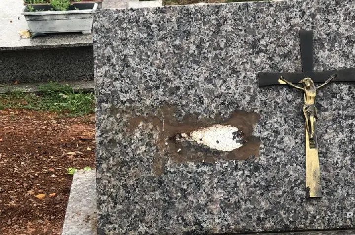 Furtos no Cemitério Dom Daniel Hostin geram revolta em Campos Novos.