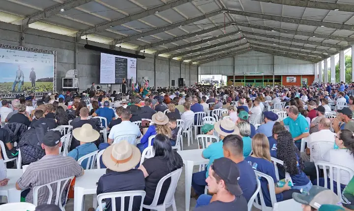 Grande público e palestra de Richard Rasmussen marcam o terceiro dia do Show Tecnológico Copercampos