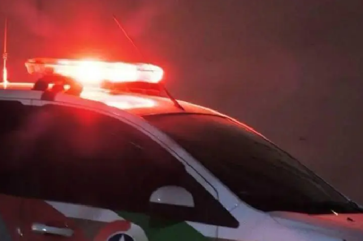Homem é encontrado morto com ferimento de arma de fogo em Campos Novos.