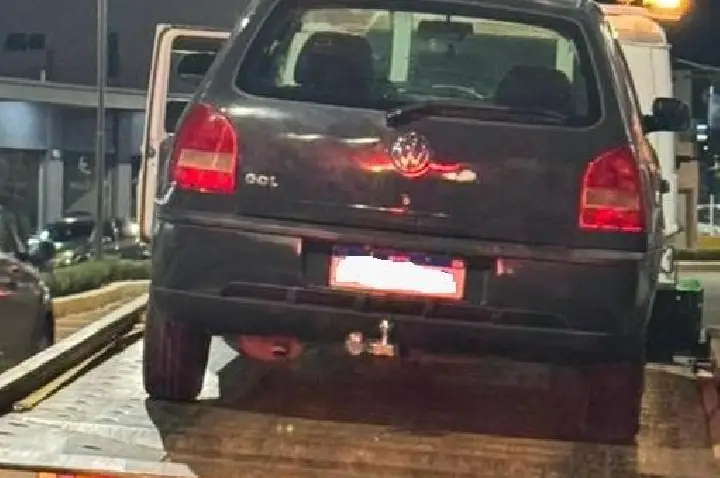 Homem é flagrado dirigindo sem CNH em Campos Novos e veículo é apreendido