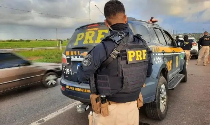 Homem é preso com placas falsas durante abordagem na BR-282, em Campos Novos