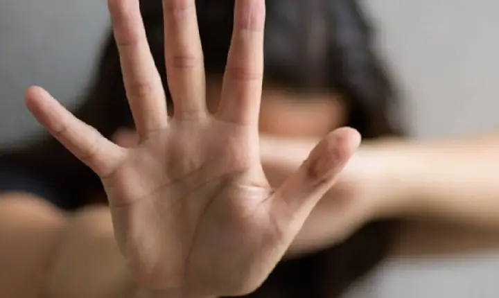 Homem é preso por violência doméstica e tinha mandado de prisão em aberto em Campos Novos