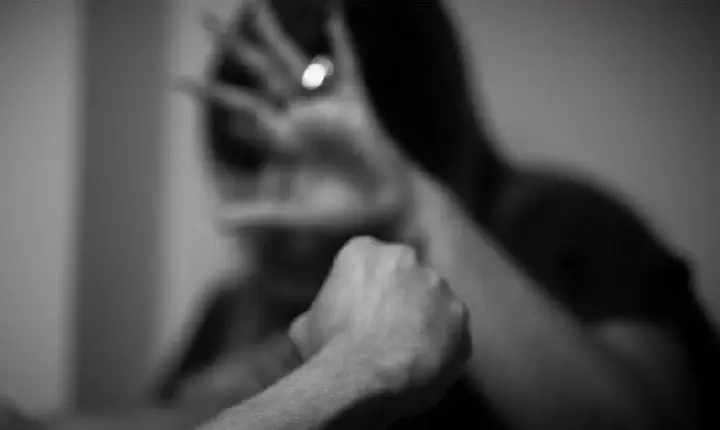 Homem é preso por violência doméstica no Centro de Campos Novos