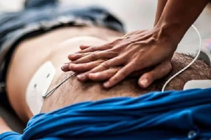 Homem sofre choque elétrico e entra em parada cardiorrespiratória em Campos Novos.