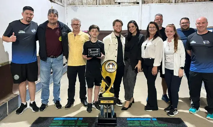 Jardim Bela Vista A e Pinheiros Super Castanhel A conquistam a 2ª Taça Celeiro Catarinense de Trios