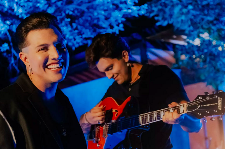 Matheus Marcolino e Luan Santana batem 1 milhão de views no YouTube com a música 'Jornal'
