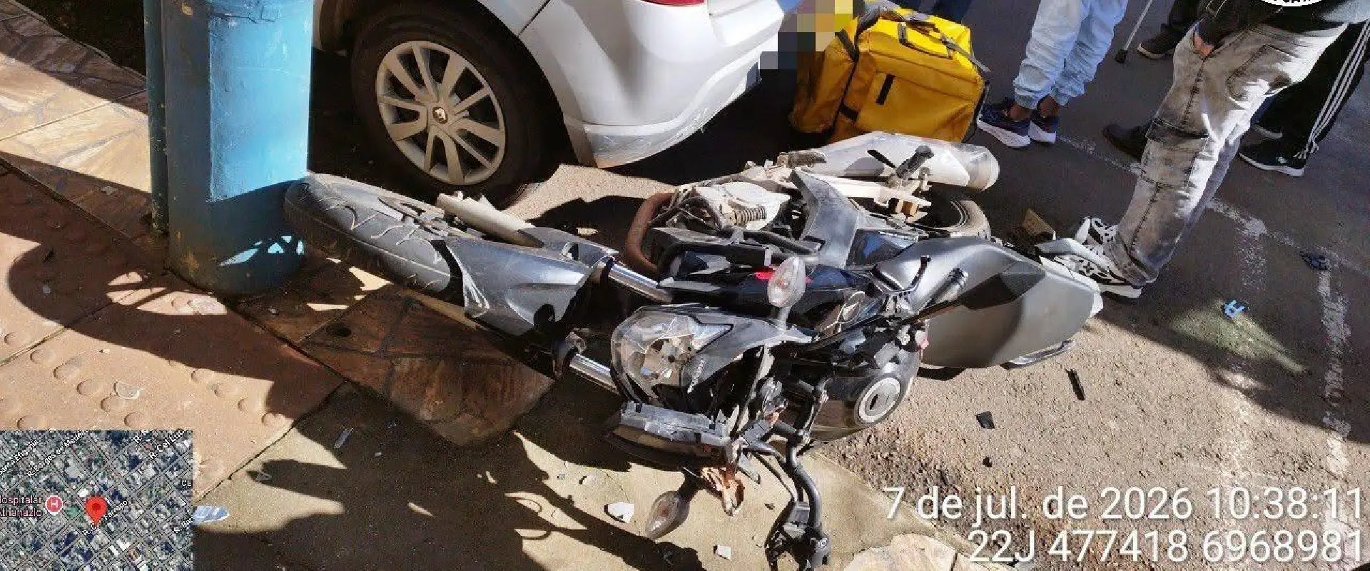 Motociclista fica gravemente ferido após colisão no Centro de Campos Novos