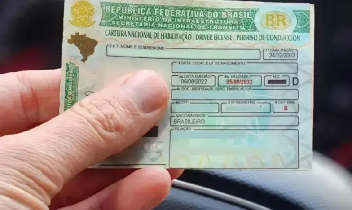Motoristas sem infrações terão CNH renovada automaticamente