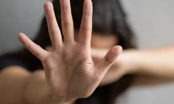 Mulher é agredida e ameaçada de morte pelo companheiro em Campos Novos