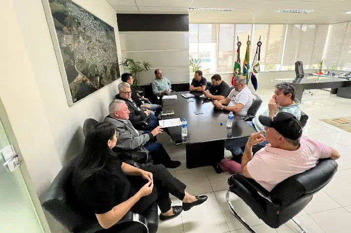Prefeitura assina contrato para implantação de sistema de abastecimento de água na Comunidade Quilombola em Campos Novos.