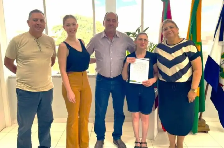 Prefeitura firma termos de fomento com entidades para o período de 2026 a 2028