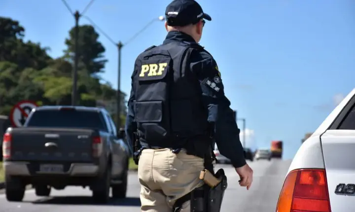 PRF flagra milhares de infrações de trânsito nas rodovias catarinenses