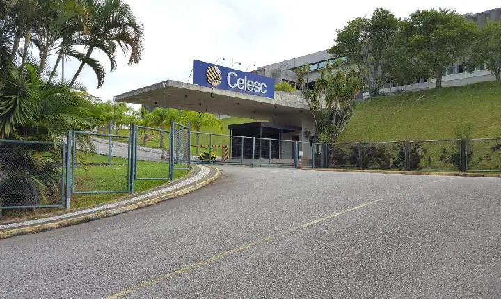 Procon SC convoca Celesc para explicar aumento no número de reclamações de faturas.