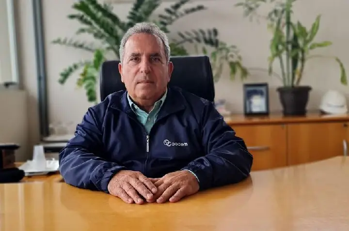 Produtores rurais de SC enfrentam impactos da guerra e cortes no setor agropecuário.