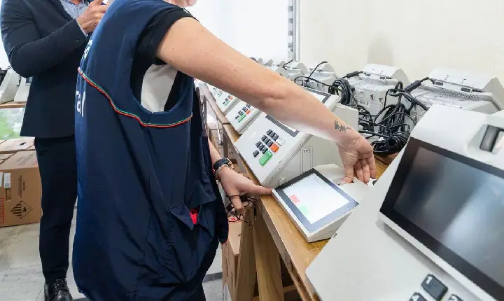 Quase 19 mil urnas eletrônicas serão utilizadas em SC