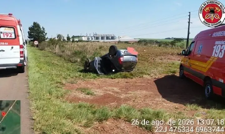 Saída de pista deixa mulher ferida na BR-470, em Campos Novos
