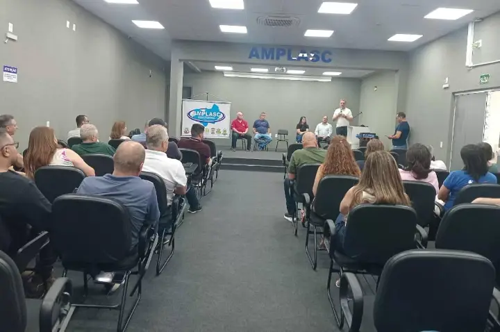 Visita do secretário Jerry Comper garante novos investimentos e obras estruturantes para Campos Novos