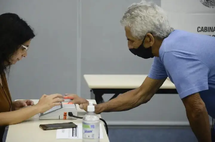 Voto facultativo de idosos com 70 anos ou mais pode definir eleições