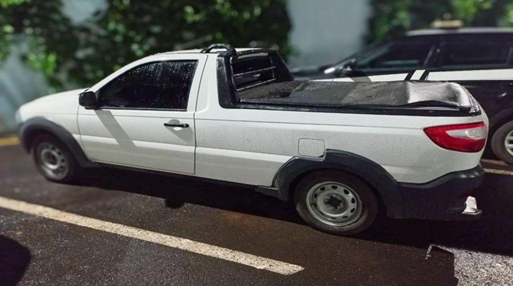 Homem é preso após furtar o carro da amante e ser flagrado no bar pela PM