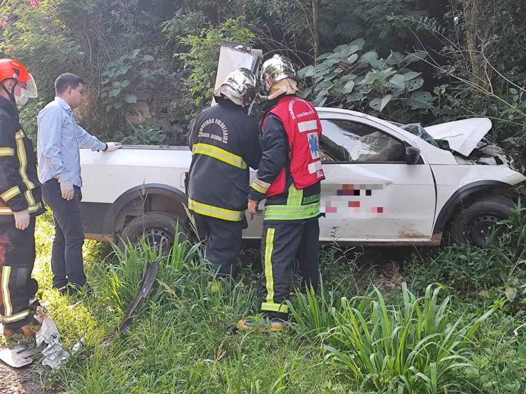Homem morre em grave acidente envolvendo três veículos na BR-153