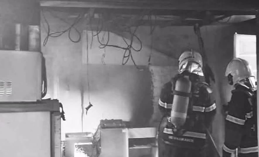 Comunidade de Campos Novos se une para reconstruir pastelaria Farrapos após incêndio.