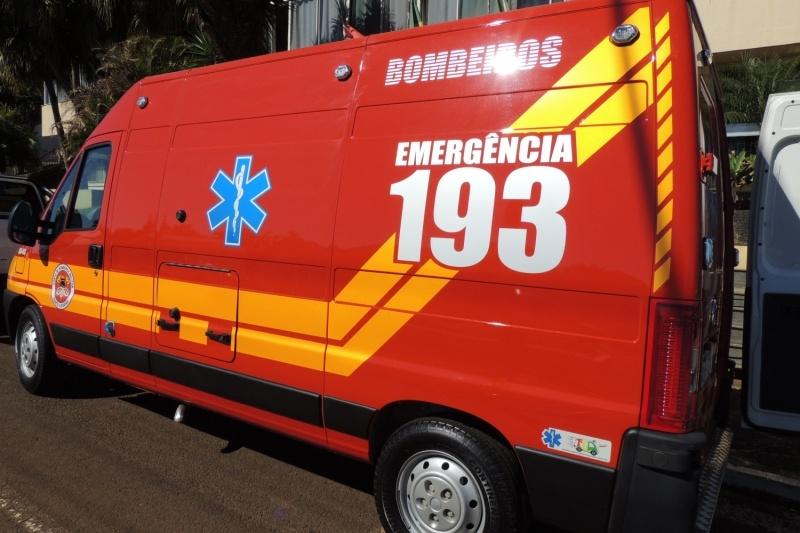 Homem é socorrido após levar facada nas costas no centro de Capinzal