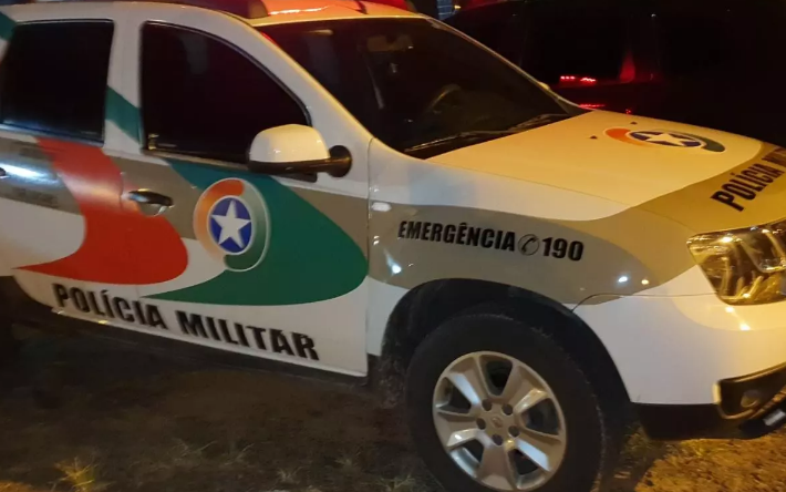 Homem é preso por violência doméstica em Campos Novos.
