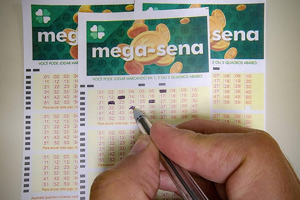 Mega-Sena acumula e prêmio vai a R$ 37 milhões; apostas do Oeste catarinense são premiadas