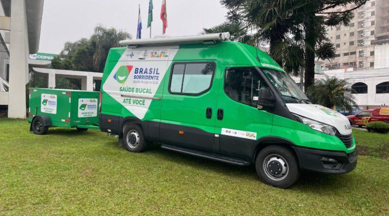 Campos Novos recebe Unidade Odontológica Móvel do Programa Brasil Sorridente.