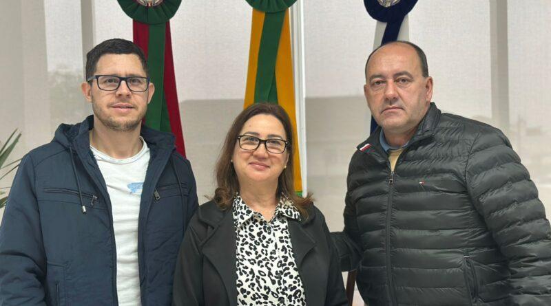 Eleição democrática define novos gestores das escolas municipais de Campos Novos.