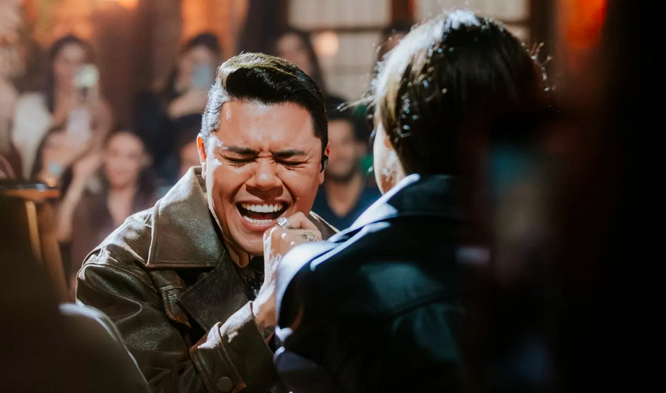 Felipe Araújo e Simone Mendes vivem paixão intensa