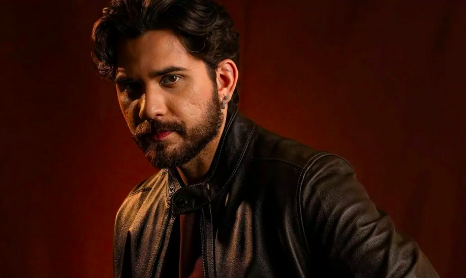 Gustavo Mioto anuncia nome de turnê intimista.